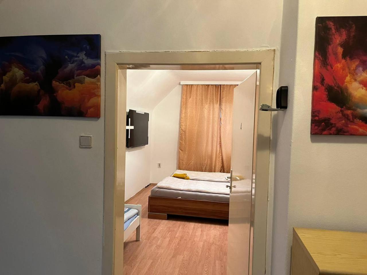 Cozy Rooms In An Elegant House فيينا المظهر الخارجي الصورة
